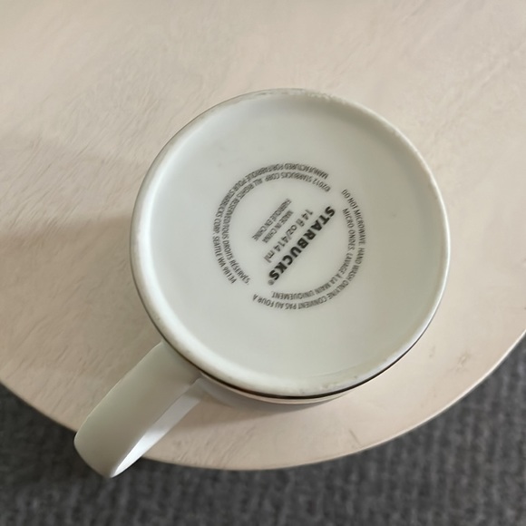 Starbucks 2012 Mug 14 oz Matt White Large Shiny Gold Porcelain 2-Tone Coffee Tea - Picture 6 of 7